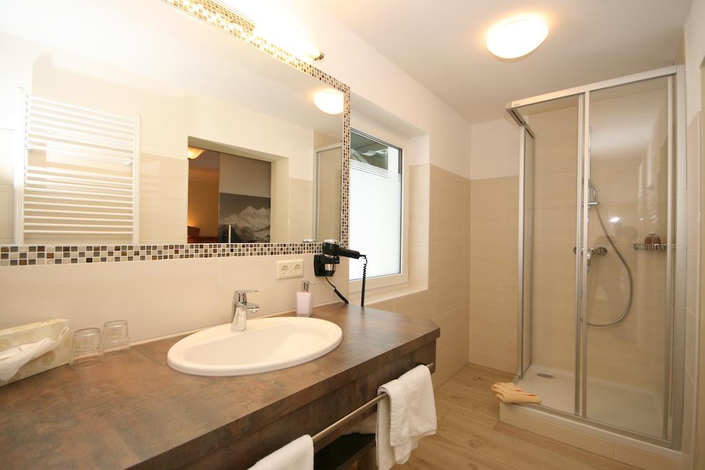 Alpenhotel Neuwirt ชลัดมิง ภายนอก รูปภาพ
