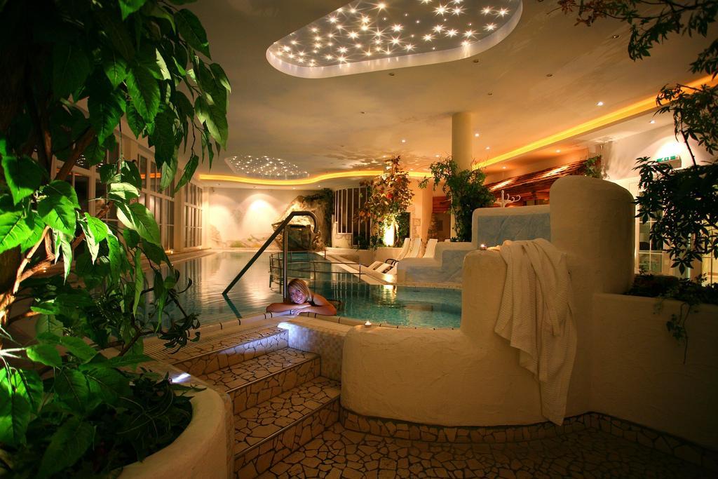 Alpenhotel Neuwirt ชลัดมิง ภายนอก รูปภาพ