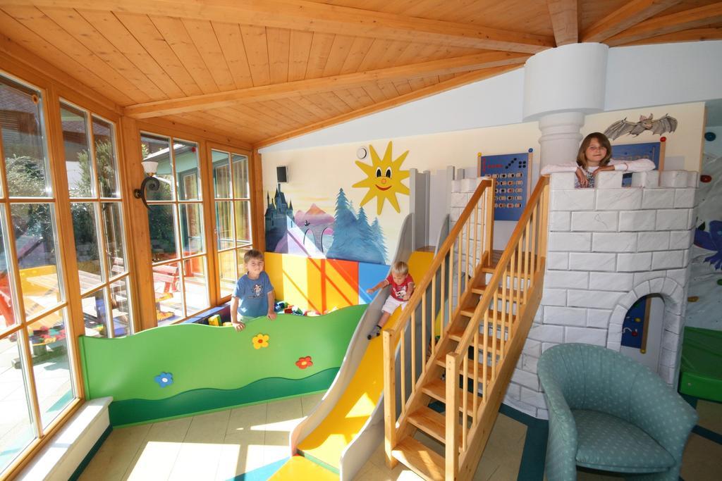 Alpenhotel Neuwirt ชลัดมิง ภายนอก รูปภาพ