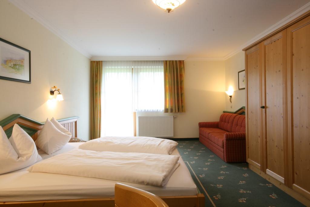 Alpenhotel Neuwirt ชลัดมิง ภายนอก รูปภาพ