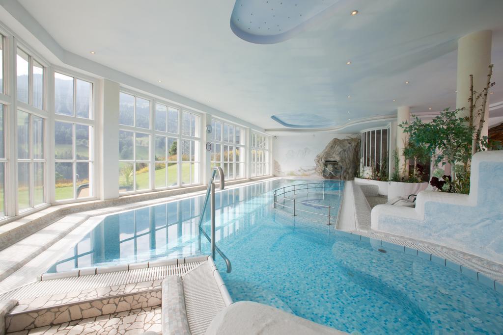 Alpenhotel Neuwirt ชลัดมิง ภายนอก รูปภาพ